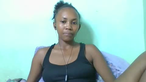 Snapshot of lucie196645 chatting on April 2026 06:58:01 PM lucie196645 online show from April 2026 06:58:01 PM