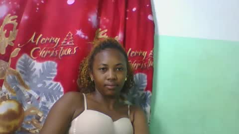 Snapshot of lucie196645 chatting on May 2026 06:09:02 AM lucie196645 online show from May 2026 06:09:02 AM