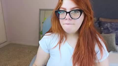 Lucie   online show from January 2025 07:43:01 AM