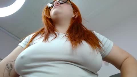 Lucie   online show from January 2025 08:49:02 PM