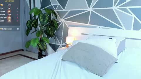 Snapshot of lucifer_dauhgter chatting on February 2025 01:55:02 PM Lucy online show from February 2025 01:55:02 PM