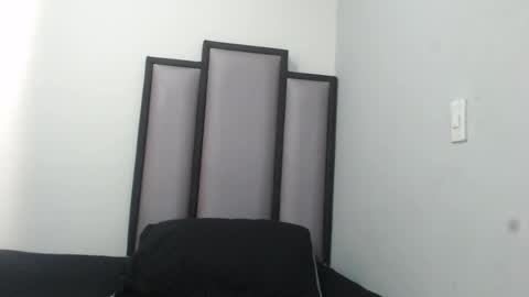 luciferr_66 online show from December 2025 12:03:02 PM