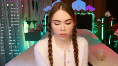 MimiFors online show from November 2025 04:46:01 PM