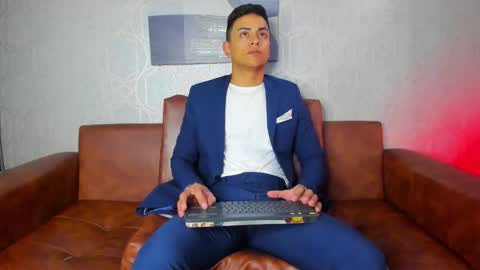 Leo online show from September 2025 11:54:01 AM