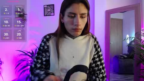 Snapshot of luciiana_lol chatting on December 2024 03:04:02 PM luciiana online show from December 2024 03:04:02 PM