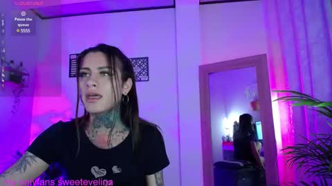 Snapshot of luciiana_lol chatting on January 2025 03:09:02 AM luciiana online show from January 2025 03:09:02 AM