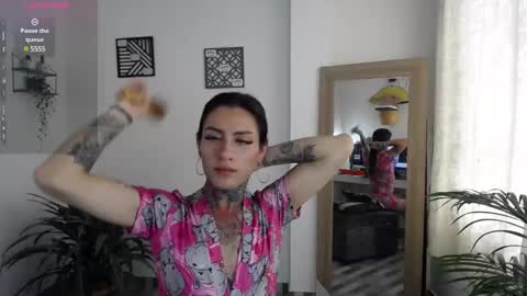 Snapshot of luciiana_lol chatting on February 2025 07:21:01 PM luciiana online show from February 2025 07:21:01 PM