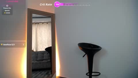 Snapshot of luciiana_lol chatting on December 2025 03:39:01 PM luciiana online show from December 2025 03:39:01 PM