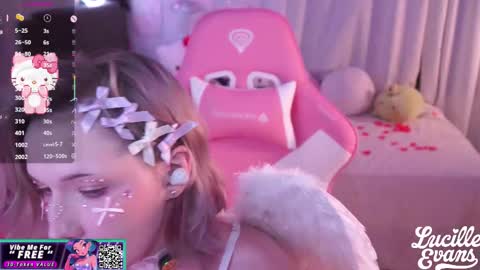 Snapshot of lucille_evans chatting on February 2026 11:23:02 PM Lucy UwU online show from February 2026 11:23:02 PM