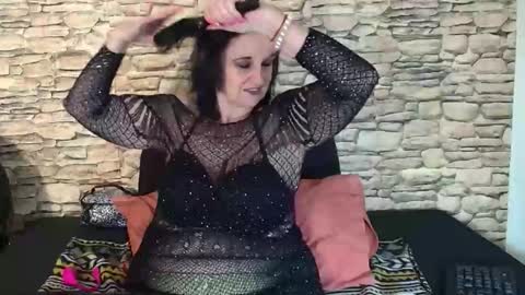 Grace online show from October 2025 05:26:02 AM