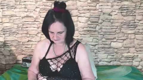 Grace online show from October 2025 06:14:02 AM