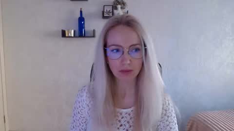 Snapshot of luckcristal chatting on March 2026 02:08:01 PM Arina online show from March 2026 02:08:01 PM