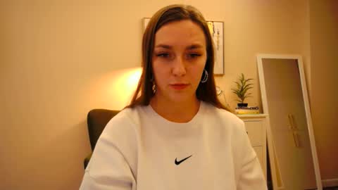 lucky_foryou_baby online show from December 2024 12:12:02 PM