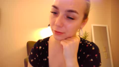 lucky_foryou_baby online show from January 2025 05:48:02 AM