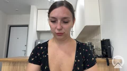 lucky_foryou_baby online show from September 2025 12:27:02 PM