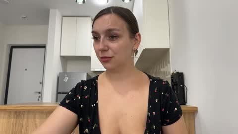 lucky_foryou_baby online show from September 2025 11:25:01 AM