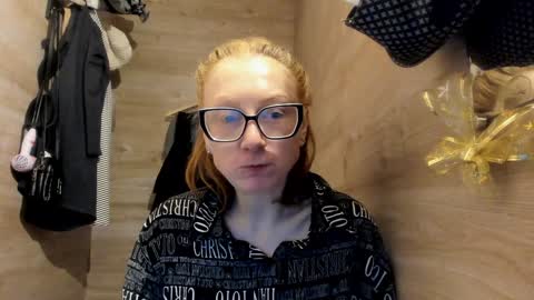 lucky_licky20 online show from January 2025 04:01:02 AM