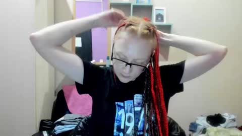 lucky_licky20 online show from March 2025 03:35:02 AM