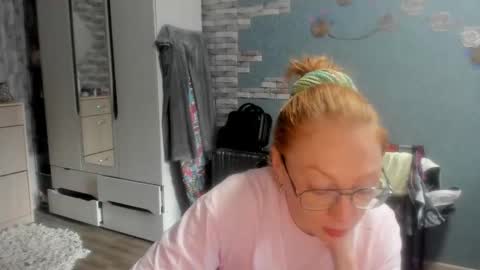 lucky_licky20 online show from October 2025 01:14:02 AM