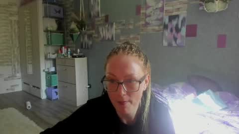 Snapshot of lucky_licky20 chatting on June 2026 02:40:01 AM lucky_licky20 online show from June 2026 02:40:01 AM