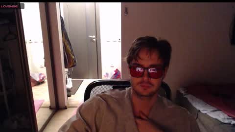 Snapshot of lucky_swimmer chatting on December 2025 06:39:01 PM Iron Jhon online show from December 2025 06:39:01 PM