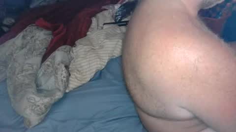 Snapshot of luckyblondecouple chatting on December 2024 05:50:02 AM LuckyBlondeCouple online show from December 2024 05:50:02 AM