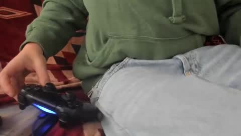 Snapshot of luckydrakex chatting on January 2025 12:35:02 PM Lucky online show from January 2025 12:35:02 PM