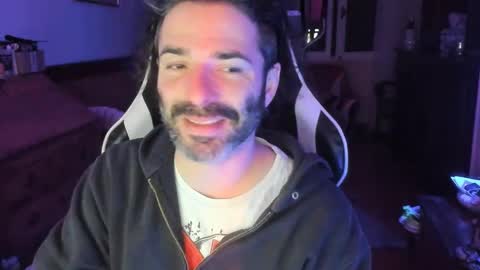 Snapshot of luckydrakex chatting on January 2025 09:11:02 PM Lucky online show from January 2025 09:11:02 PM