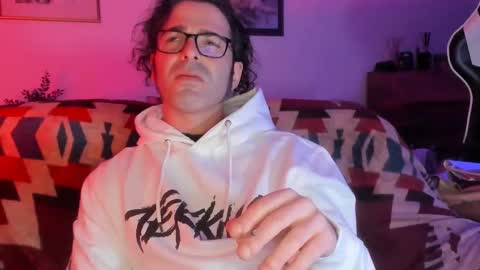 Snapshot of luckydrakex chatting on February 2025 06:37:01 PM Lucky online show from February 2025 06:37:01 PM