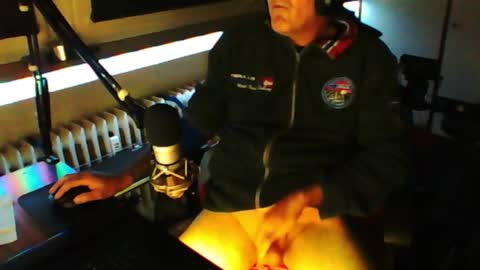        call me  Stefan online show from September 2025 06:52:02 PM