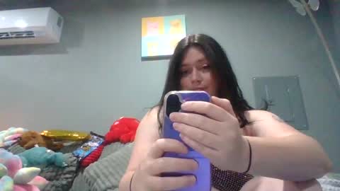 luckygirl96 online show from August 2026 02:47:01 AM
