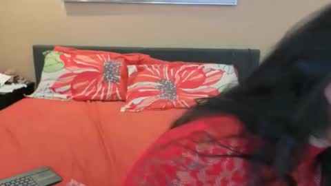 luckylee1992 online show from April 2026 05:11:01 AM