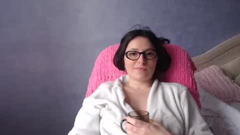 luckylinda23 online show from May 2026 09:36:02 AM