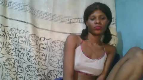 Gloria online show from March 2026 01:05:01 AM