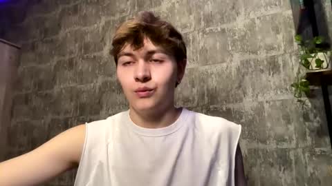 Snapshot of luckymenchik chatting on January 2026 09:52:02 PM Ricky online show from January 2026 09:52:02 PM