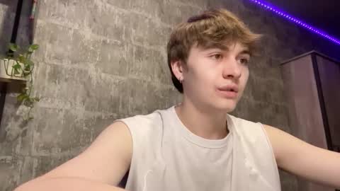 Snapshot of luckymenchik chatting on January 2026 06:35:01 PM Ricky online show from January 2026 06:35:01 PM