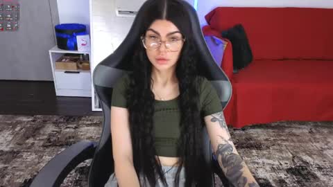 Monika online show from May 2026 06:32:01 AM
