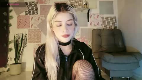 luckysapphire777 online show from May 2026 11:16:02 AM