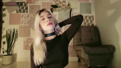 luckysapphire777 online show from May 2026 11:06:01 AM