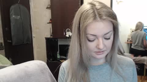 Snapshot of luckyshotgirl chatting on January 2025 08:45:01 AM LuckyShot online show from January 2025 08:45:01 AM