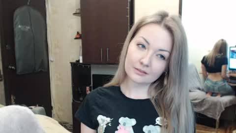 Snapshot of luckyshotgirl chatting on March 2025 03:56:01 PM LuckyShot online show from March 2025 03:56:01 PM