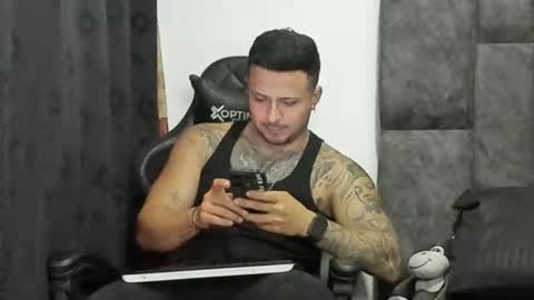 Snapshot of luckysmith12 chatting on December 2025 11:23:02 PM chat with me online show from December 2025 11:23:02 PM