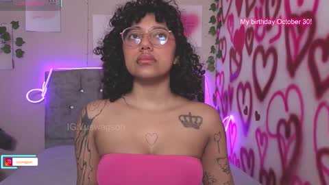 Snapshot of luckyswagson chatting on October 2025 05:15:02 AM Luanis online show from October 2025 05:15:02 AM