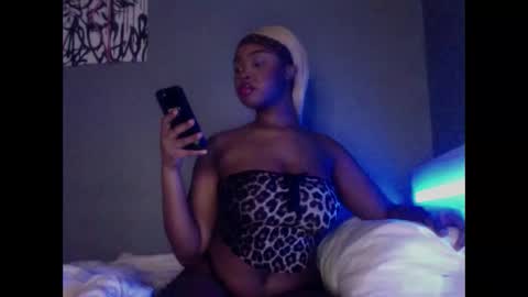 Snapshot of luckytonightx chatting on February 2026 12:09:02 AM luckytonightx online show from February 2026 12:09:02 AM