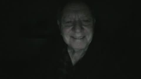 Snapshot of luclovestops chatting on December 2025 04:29:02 AM Luclostops online show from December 2025 04:29:02 AM