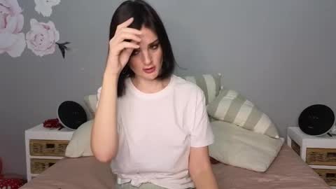 Lucy online show from February 2026 09:11:01 PM