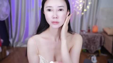 Lucy online show from February 2026 01:53:02 AM