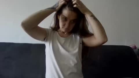 Snapshot of lucy_angel5 chatting on February 2026 09:15:01 AM Lucy online show from February 2026 09:15:01 AM