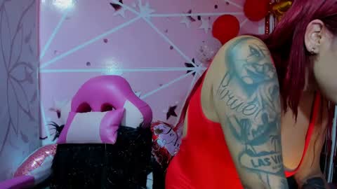 lucy_beatifull online show from February 2025 07:53:01 PM