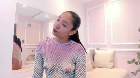 lucy_canel online show from February 2026 06:59:01 PM